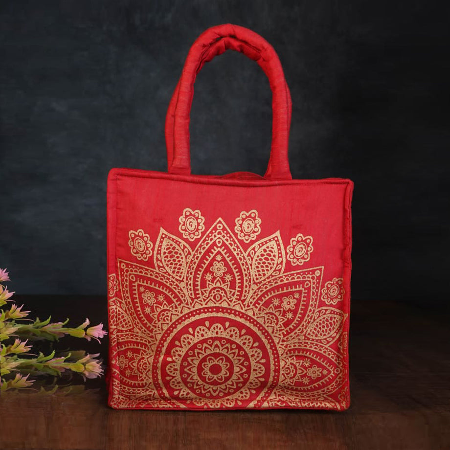 Pin by Vaishali's hobby creation. on purse &bag | Fabric bags, Fabric,  Purses